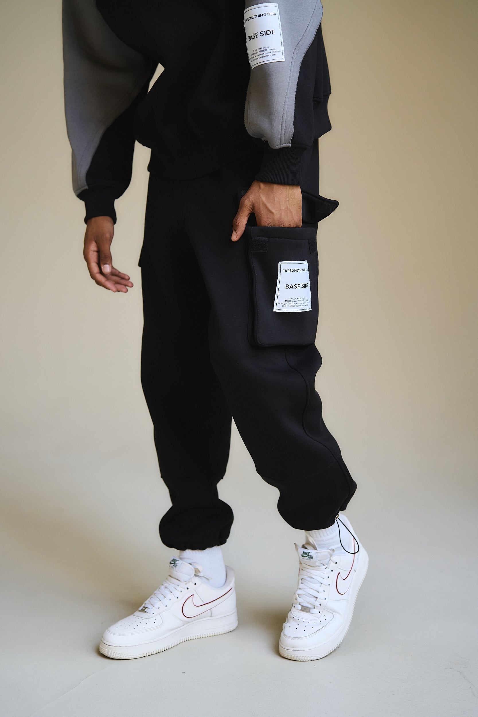 Cargo pants black