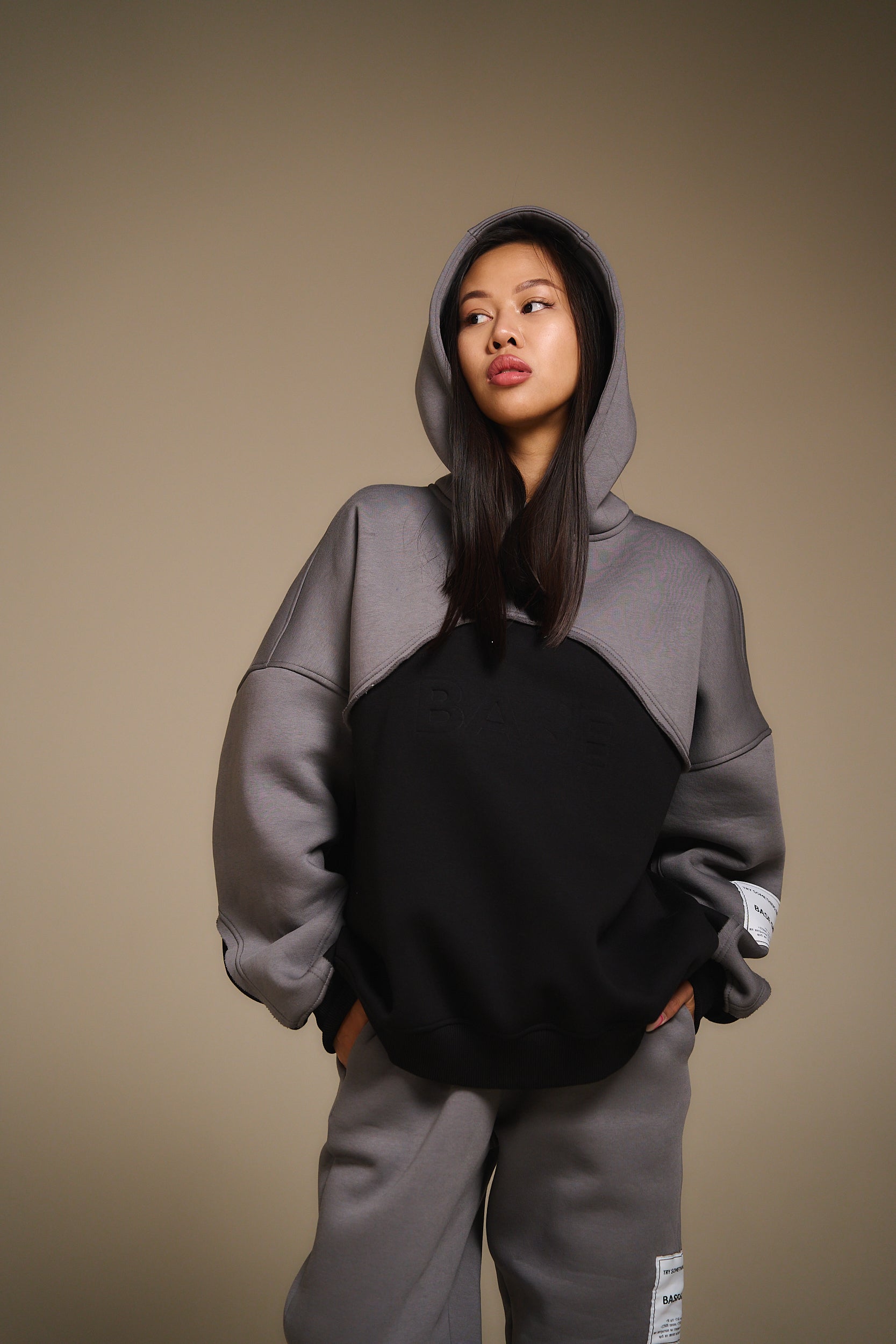 Astronaut oversize hoodie graphite-black